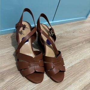 Nine West chestnut open toe heels in size 8.5.